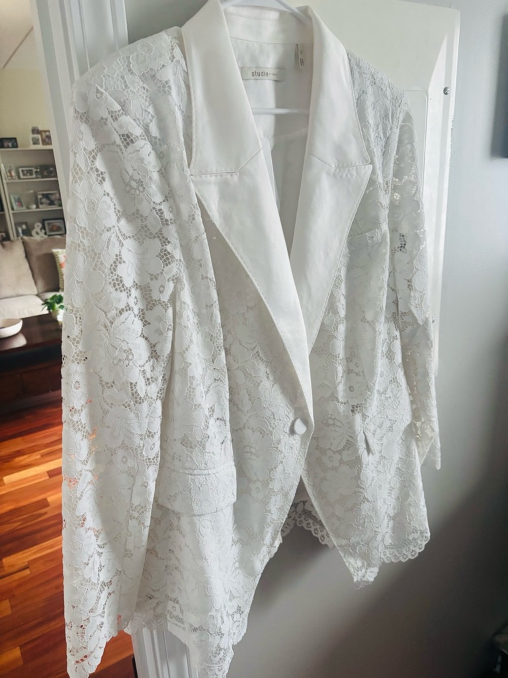 Torrid Off White Lace Dressy Blazer with Sheer Floral Sleeves - Picture 2 of 6